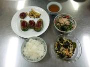 主食・主菜・副菜のそろった食事の画像