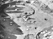 新たに発見された2軒の竪穴住居跡